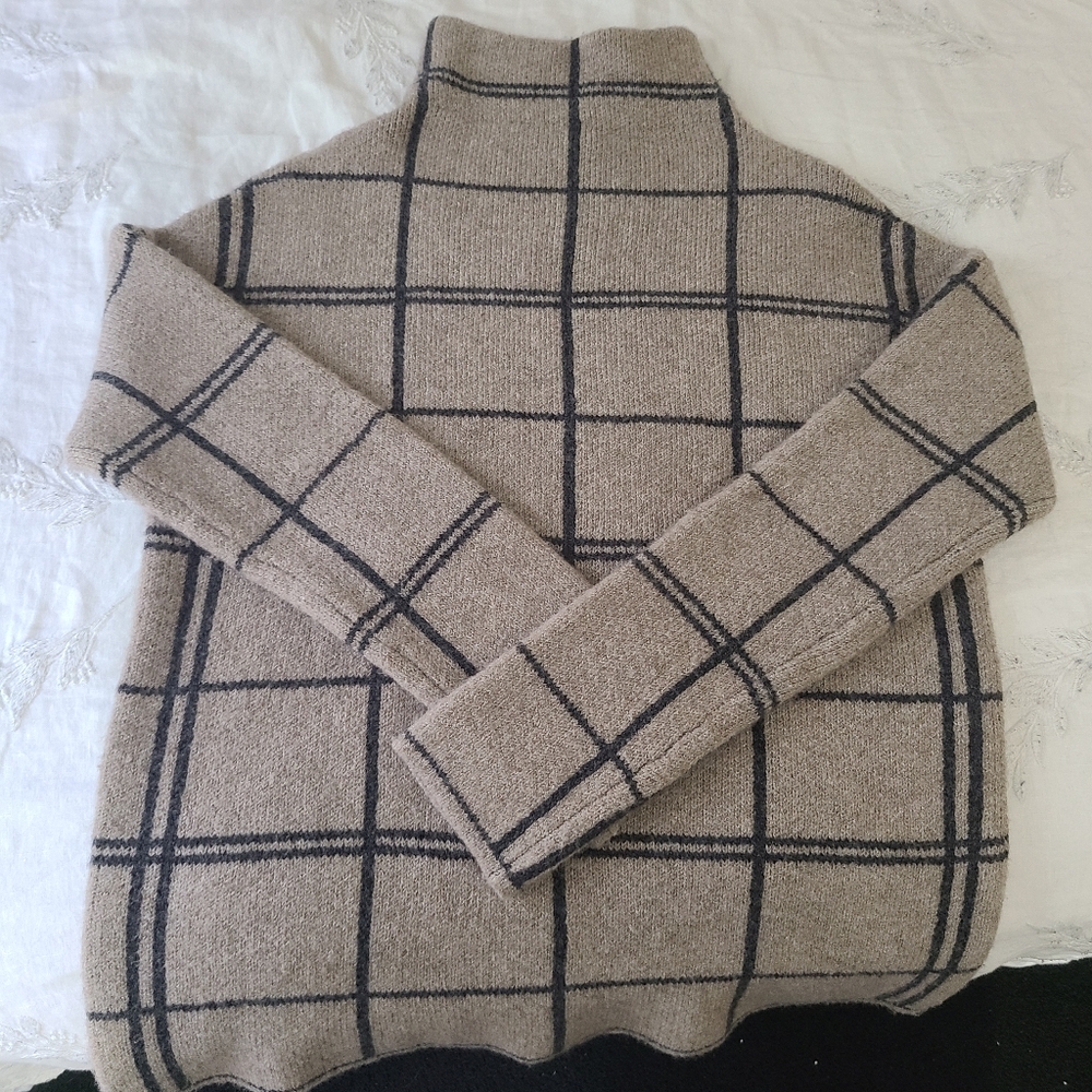 Christian Siriano Sweater